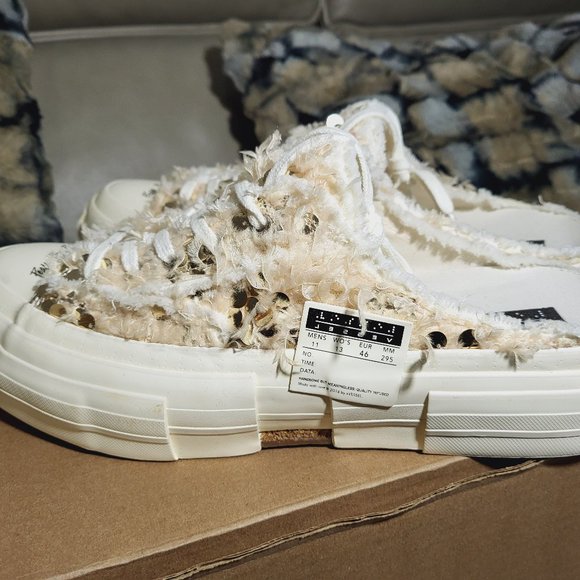 xVESSEL G.O.P. Slip-On Sneakers F23X02G UNISEX White/Gold Feather Sequin SZ 11 - Picture 1 of 9